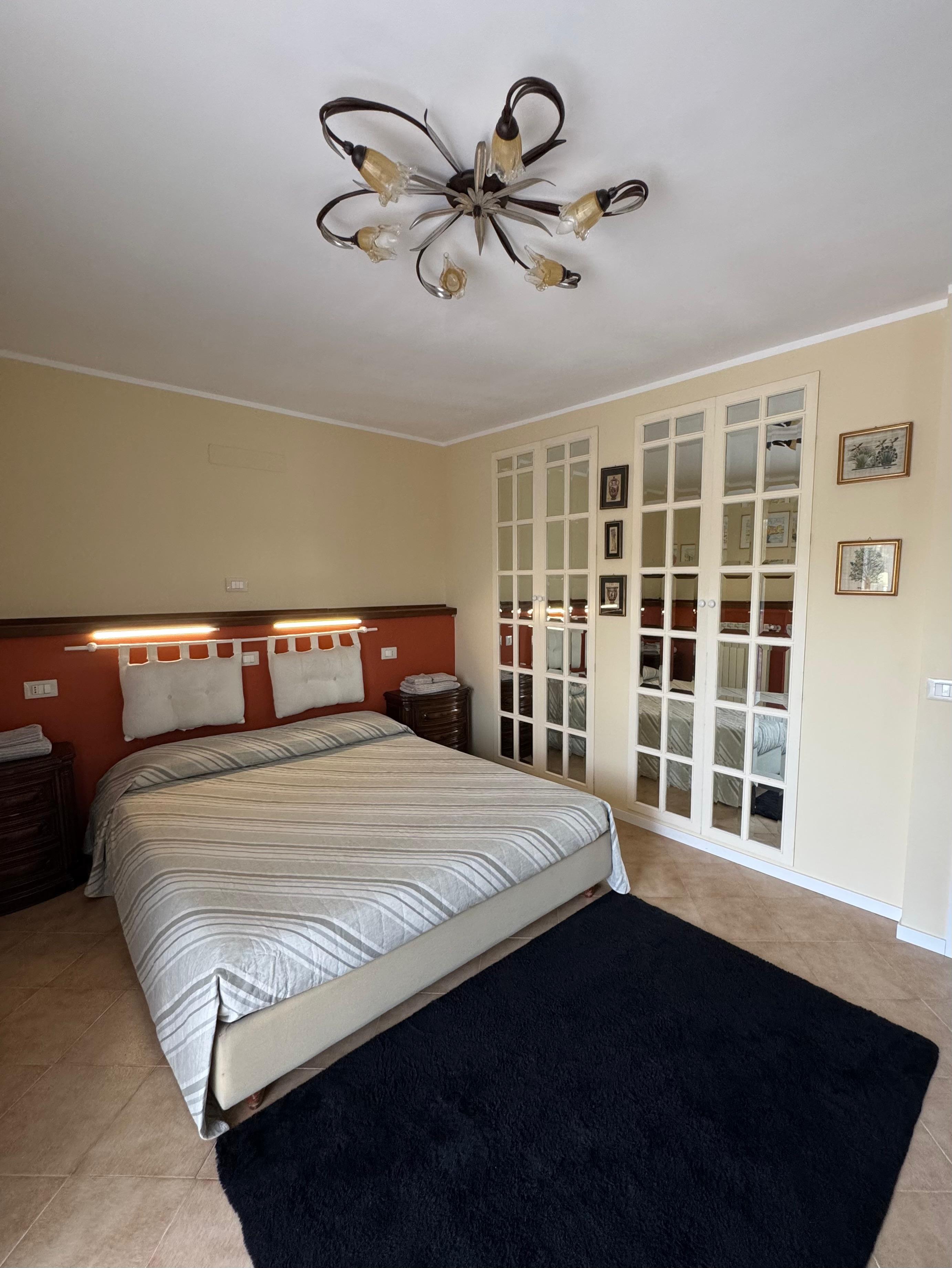 Camera matrimoniale alloggio turistico Cas'Ale Montecompatri Castelli Romani - letto matrimoniale comfort